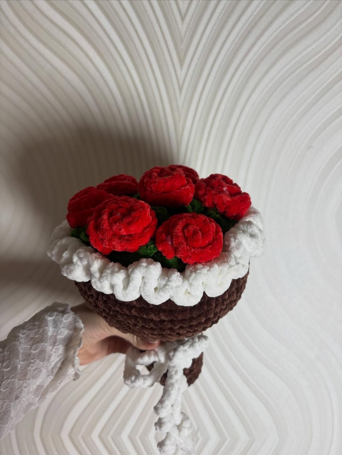ფუმფულა თაიგული „წითელი ვარდები“ - Tamus Shop
