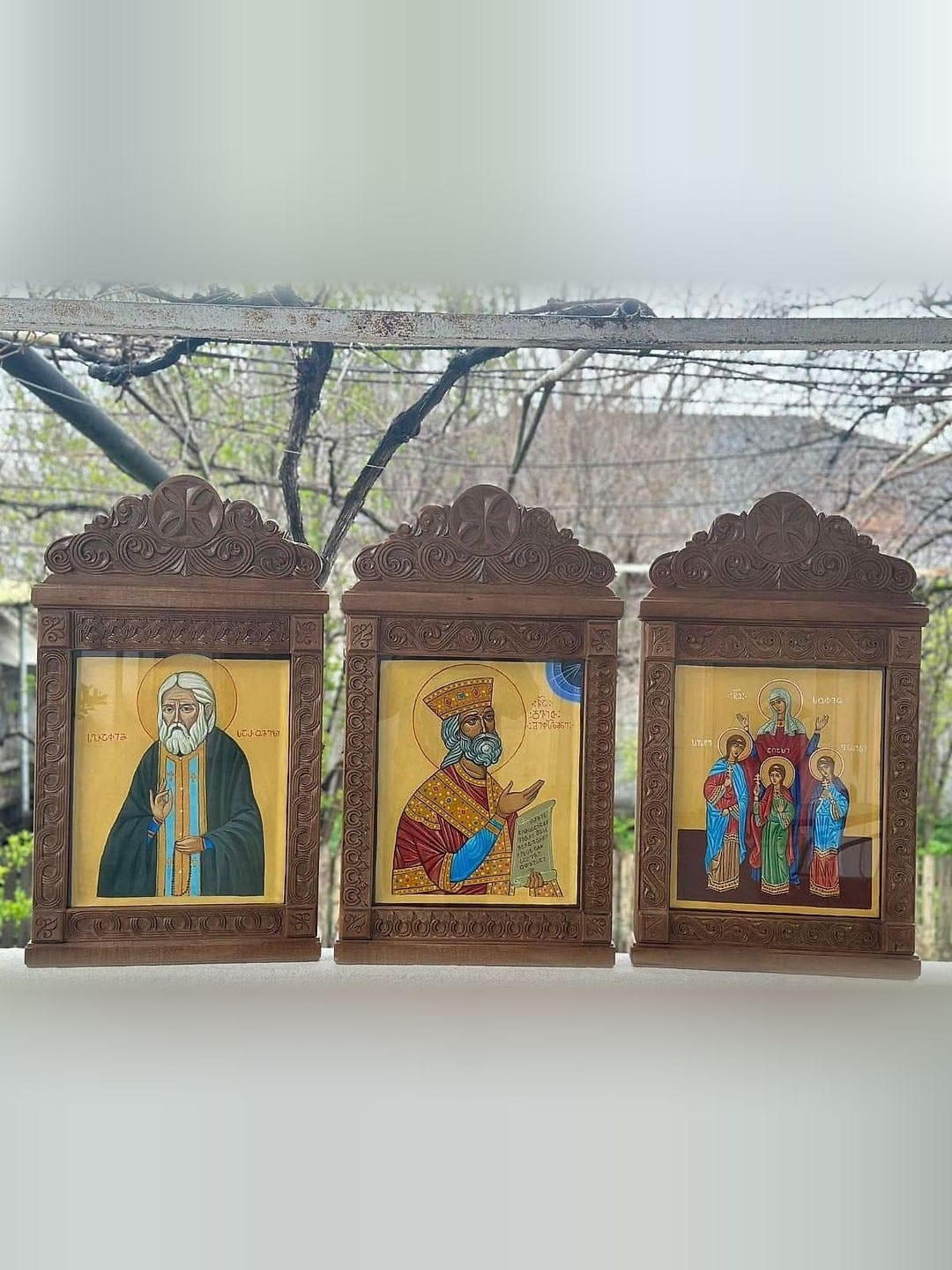 ხატის კიოტები, სამი - Wood more